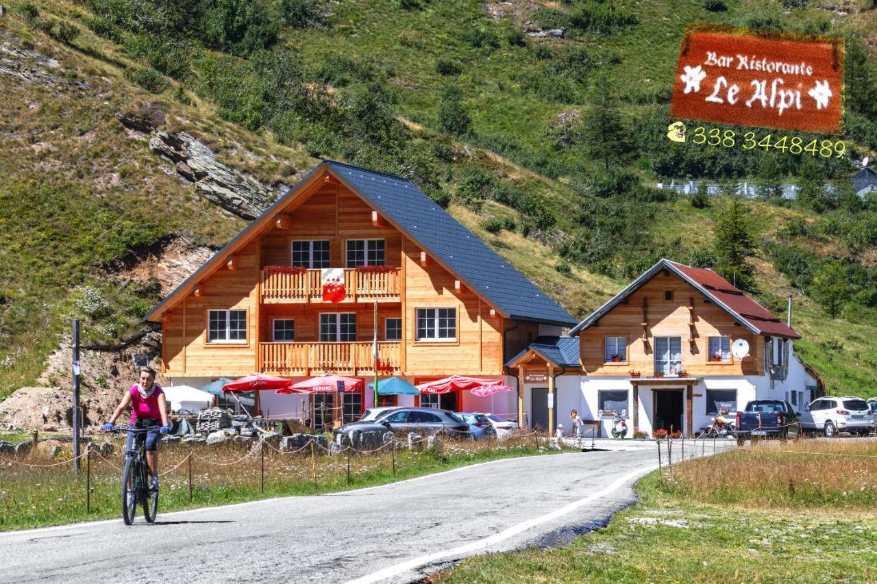 Albergo Ristorante Le Alpi La Frua Eksteriør billede
